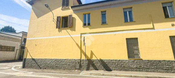 2-salle Appartement à Lissone, Italy No. 297012 40