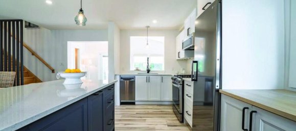 2 Schlafzimmer Haus in Grimsby, Canada, Nr. 1009 10