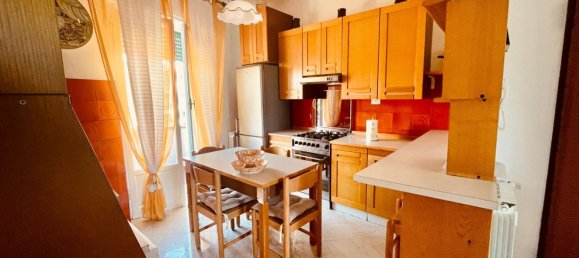 4 rooms Apartment in Sarzana, Italy No. 156228 4