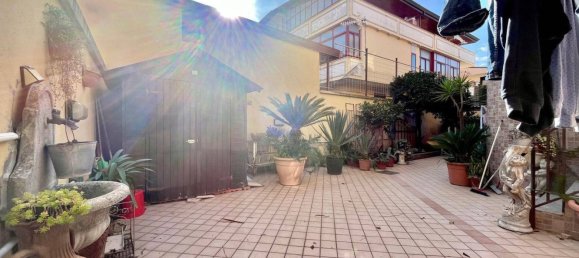 4غرفة شقة في Sant'Arpino, Italy رقم 86375 3