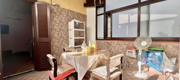 4غرفة شقة في Sant'Arpino, Italy رقم 86375 11