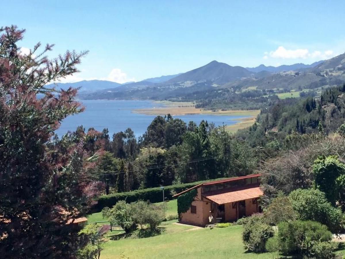 4 bedrooms House in Cundinamarca, Colombia No. 7925