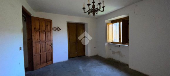 Casa de 5 divisões em Fontechiari, Italy N.º 76776 27