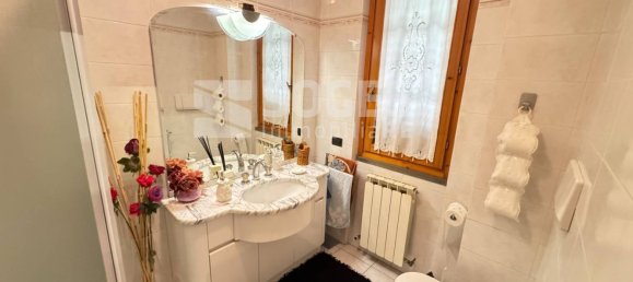 Дом с 5 спальнями в Реджелло, Италия № 355915 7