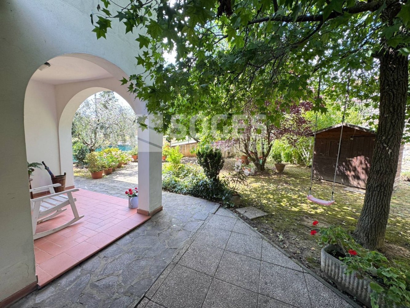 Дом с 5 спальнями в Реджелло, Италия № 355915