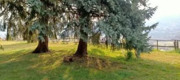 Propriété commerciale à Casalzuigno, Italy 372m² No. 98895 11