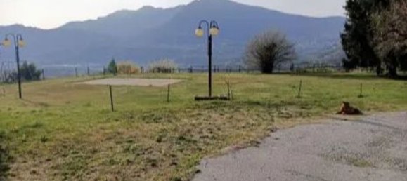 Propriété commerciale à Casalzuigno, Italy 372m² No. 98895 2