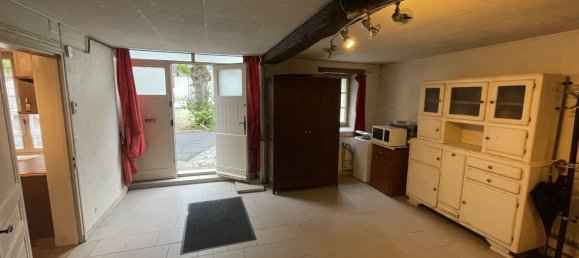 Casa de 3 dormitorios en Richelieu, France No. 214020 16