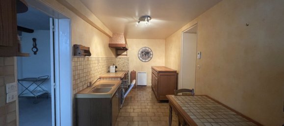 Casa de 3 dormitorios en Richelieu, France No. 214020 19