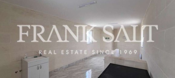 6 غرف نوم منزل في Xewkija, Malta رقم 896 19