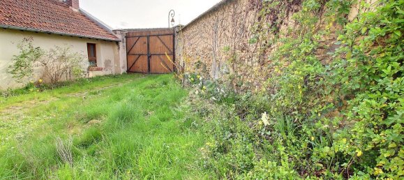 2 bedrooms House in Epernon, France No. 220169 4