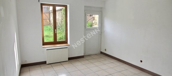 2 bedrooms House in Epernon, France No. 220169 3