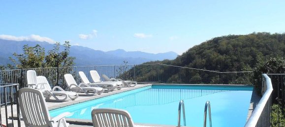 5 bedrooms House in Molazzana, Italy No. 706 5