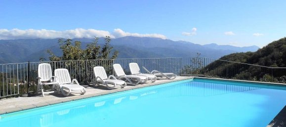 5 bedrooms House in Molazzana, Italy No. 706 6