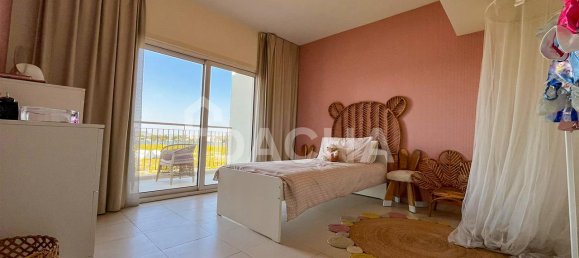 4 bedrooms Villa in Dubai, UAE No. 27716 11