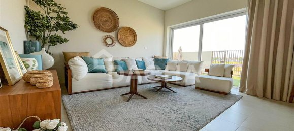 4 bedrooms Villa in Dubai, UAE No. 27716 4