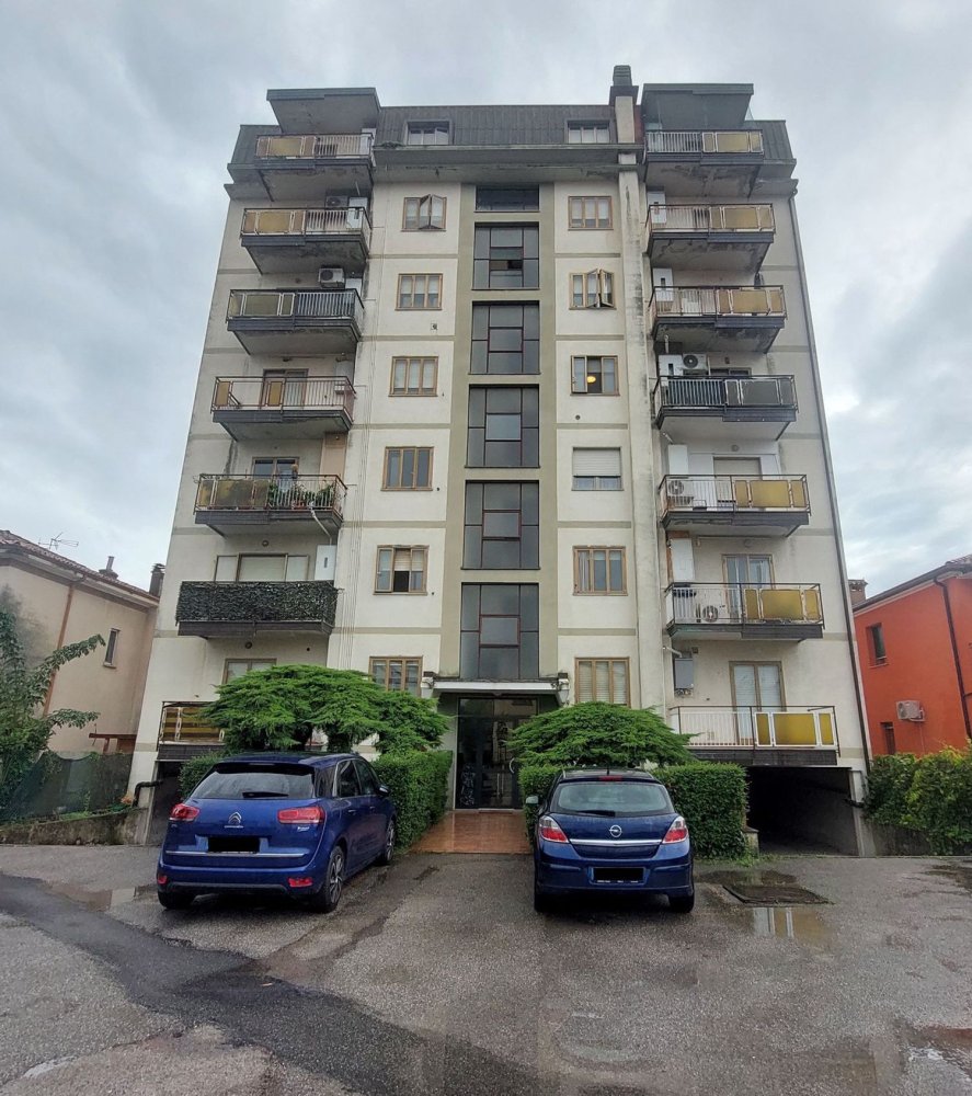 4 Schlafzimmer Wohnung in Gorizia, Italy, Nr. 343002