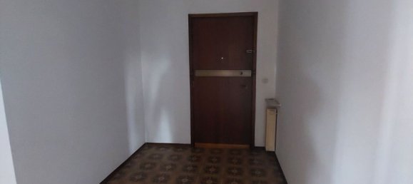 4 Schlafzimmer Wohnung in Gorizia, Italy, Nr. 343002 2