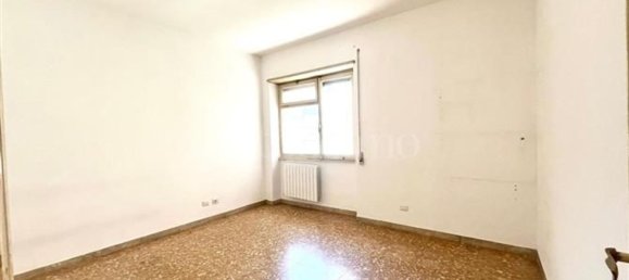 4 rooms Apartment in Rome, Italy No. 77749 9
