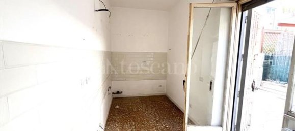 4 rooms Apartment in Rome, Italy No. 77749 13