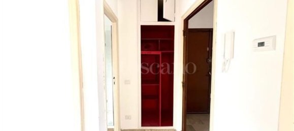 4 rooms Apartment in Rome, Italy No. 77749 8