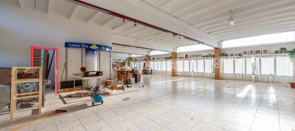 Склад с 2 комнатами в Сироло, Италия № 227166 17