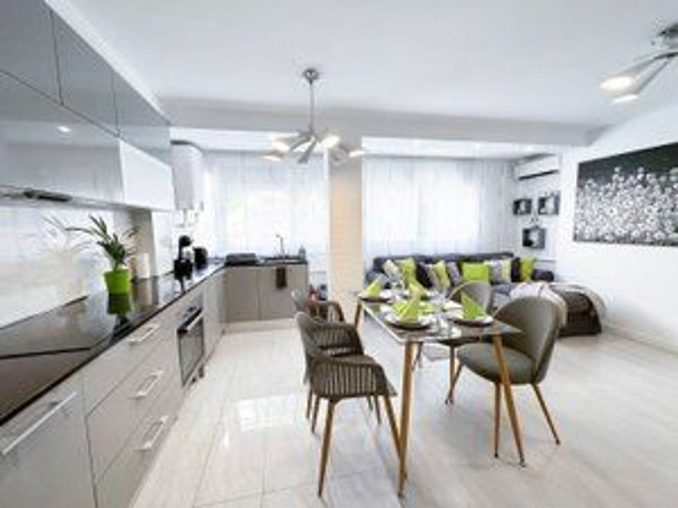 Apartamento T3 em Valencia, Spain N.º 193877