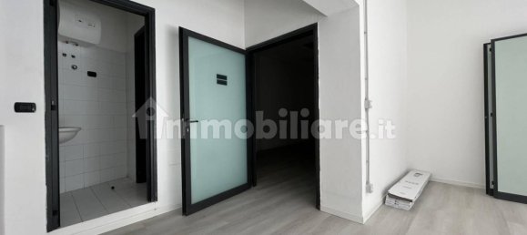 3 rooms Commercial property in Villa Carcina, Italy No. 351359 9
