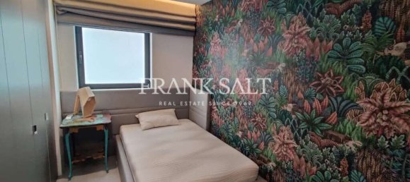 Casa de 2 dormitorios en Saint Julian's, Malta No. 9992 9