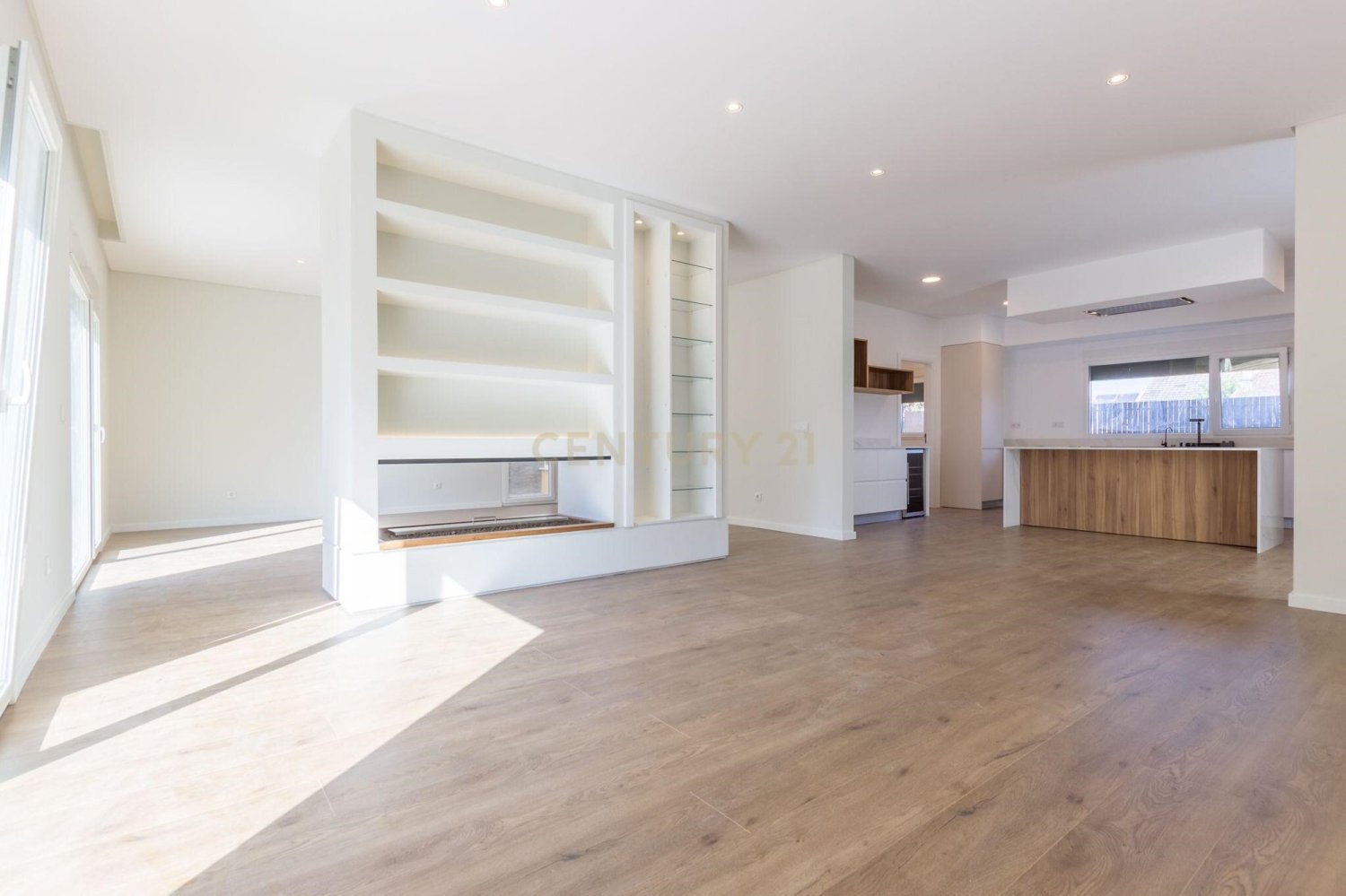 4 bedrooms Villa in Setubal, Portugal No. 145309