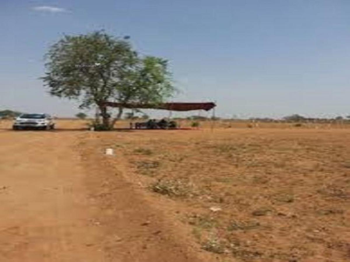  Land in Hyderabad, India No. 34427