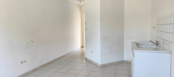 2 bedrooms Building in Libourne, France No. 279389 4