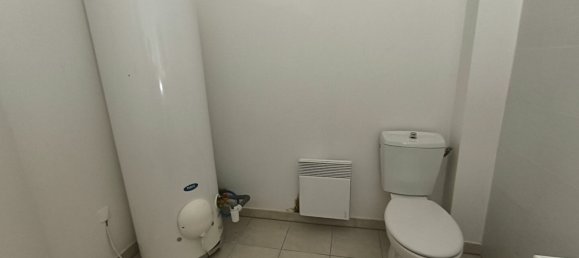 2 bedrooms Building in Libourne, France No. 279389 3