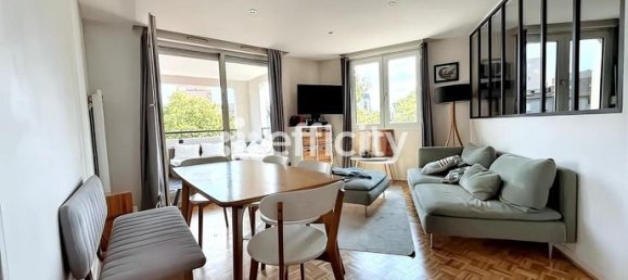 3 bedrooms Apartment in Villeurbanne, France No. 289240 2