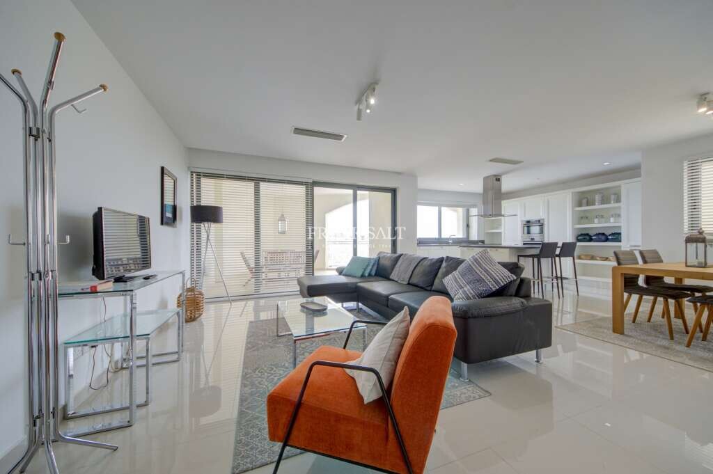 3 bedrooms Apartment in Marsaskala, Malta No. 6399