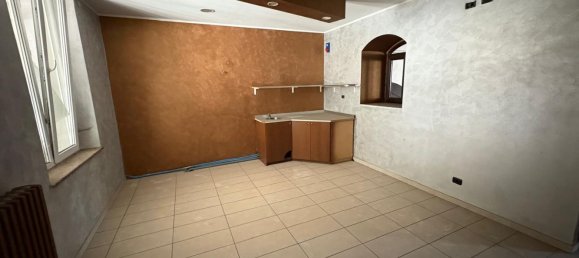 Propiedad comercial en Venaria Reale, Italy 215 m² No. 278095 9