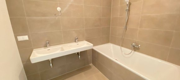 3 rooms Apartment in Penzing, Austria No. 139300 6