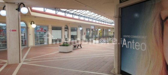147m² Commercial property in Anzio, Italy No. 327875 5