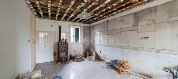 7-Zimmer Villa in Pordenone, Italy, Nr. 19960 7