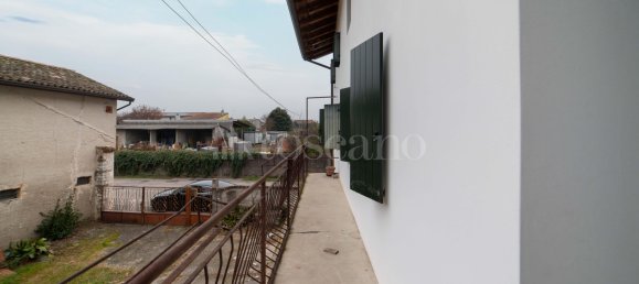 7-Zimmer Villa in Pordenone, Italy, Nr. 19960 23