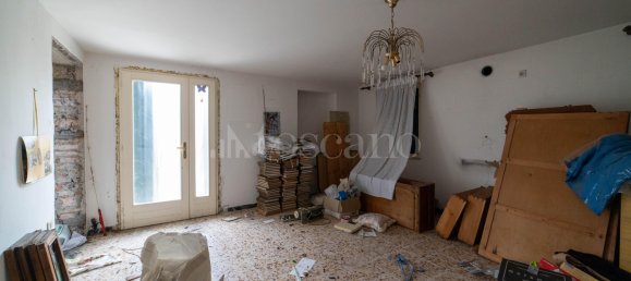 7-Zimmer Villa in Pordenone, Italy, Nr. 19960 11