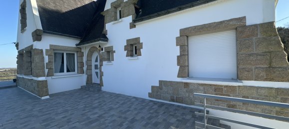 6 bedrooms House in Baud, France No. 203546 3