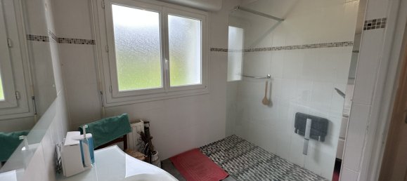 6 bedrooms House in Baud, France No. 203546 11