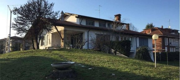 12 rooms Villa in Zanica, Italy No. 137574 3