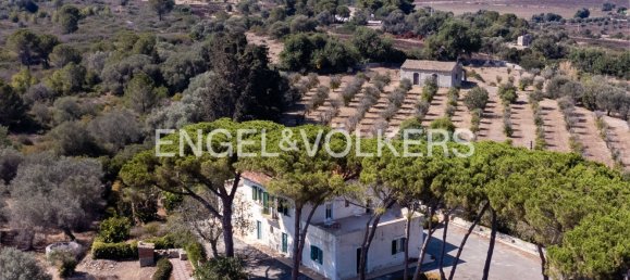 4 bedrooms Villa in Syracuse, Italy No. 245910 5