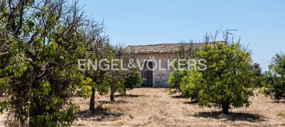 4 bedrooms Villa in Syracuse, Italy No. 245910 44