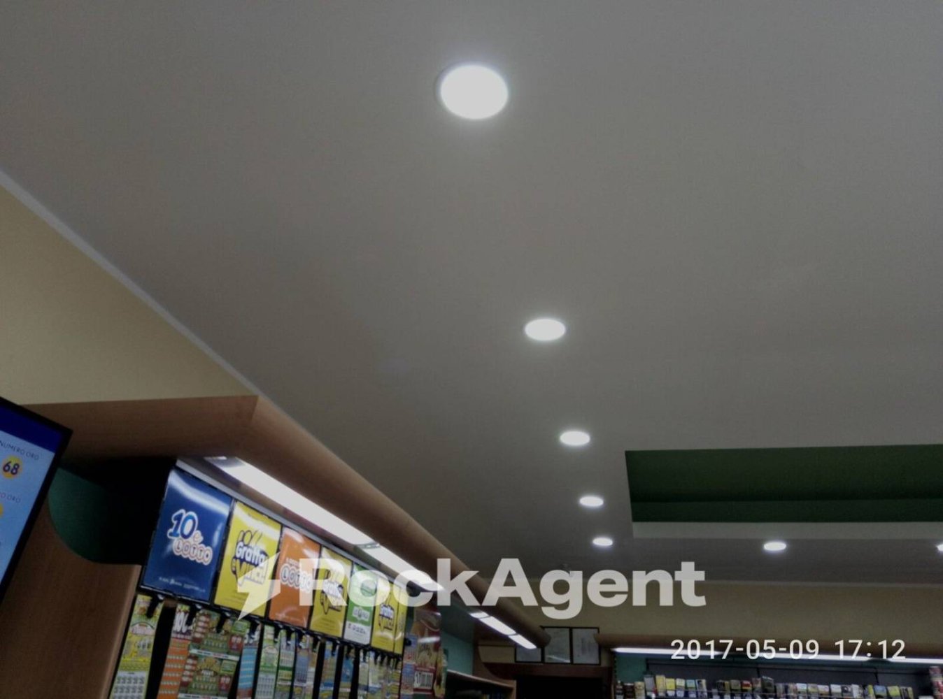 2-Zimmer Gewerbliche Immobilie in Pescara, Italy, Nr. 343073