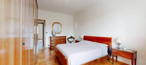 3 bedrooms Apartment in Milan, Italy No. 266576 14