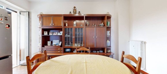 3 bedrooms Apartment in Milan, Italy No. 266576 26