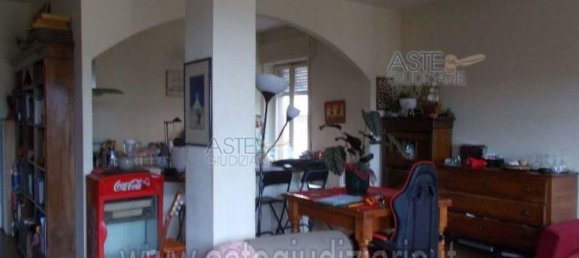 6 rooms Apartment in Rome, Italy No. 184619 19